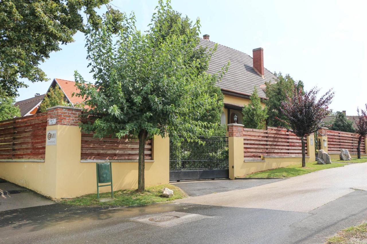 Balatonszárszó 艾米温德嘉斯旅馆酒店 外观 照片