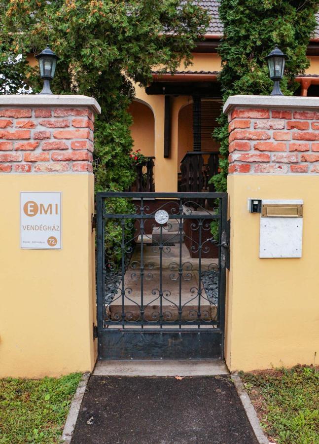 Balatonszárszó 艾米温德嘉斯旅馆酒店 外观 照片